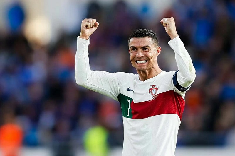 Cristiano Ronaldo là cầu thủ ghi nhiều bàn thắng nhất Euro trong lịch sử chung kết