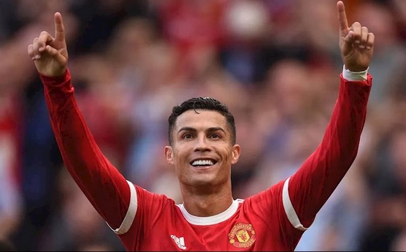 Người hâm mộ trên toàn thế giới quan tâm cầu thủ Ronaldo sinh năm bao nhiêu
